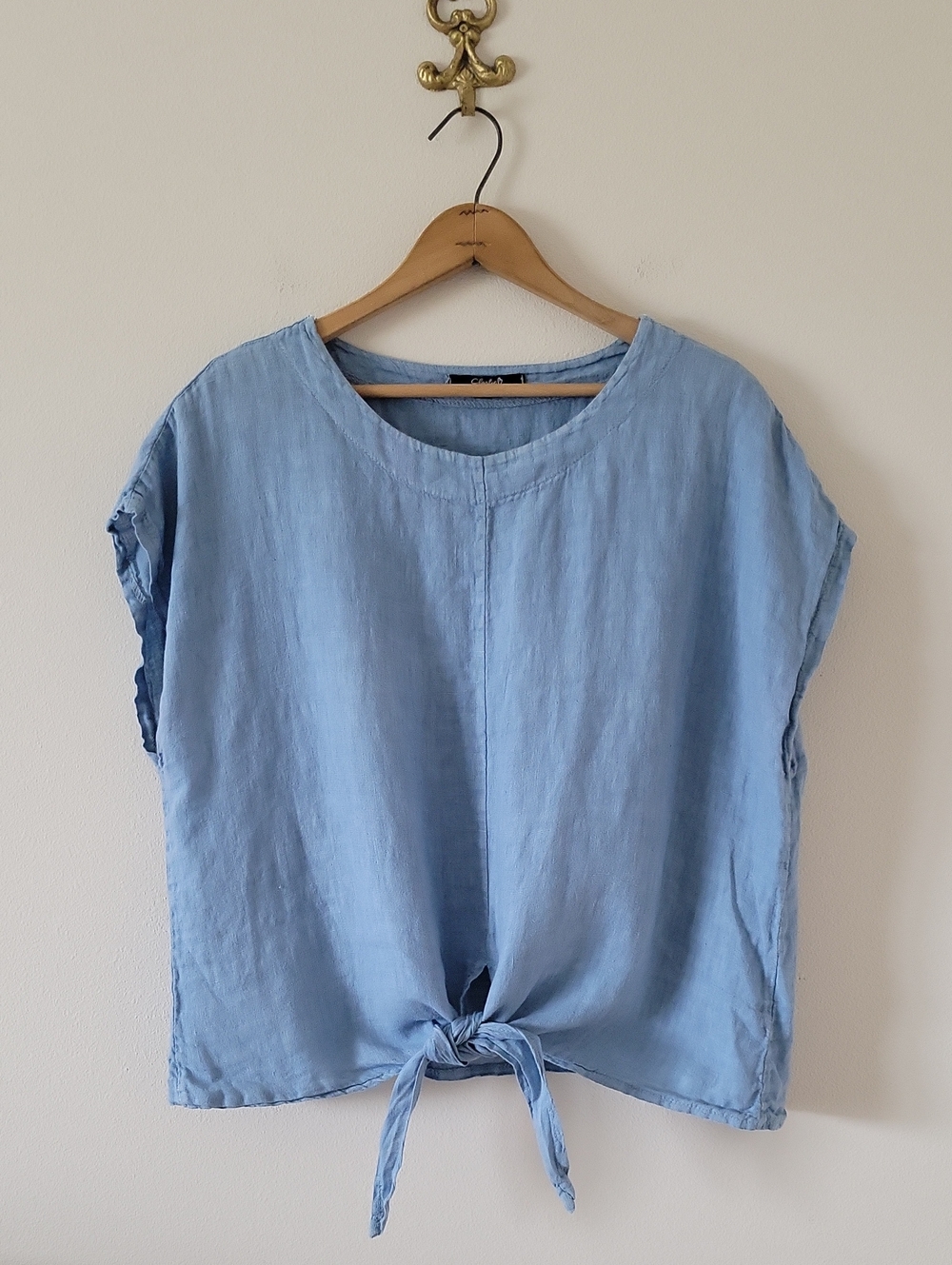 Charlie B Light Blue Linen Boxy Tie Front Top Size XL